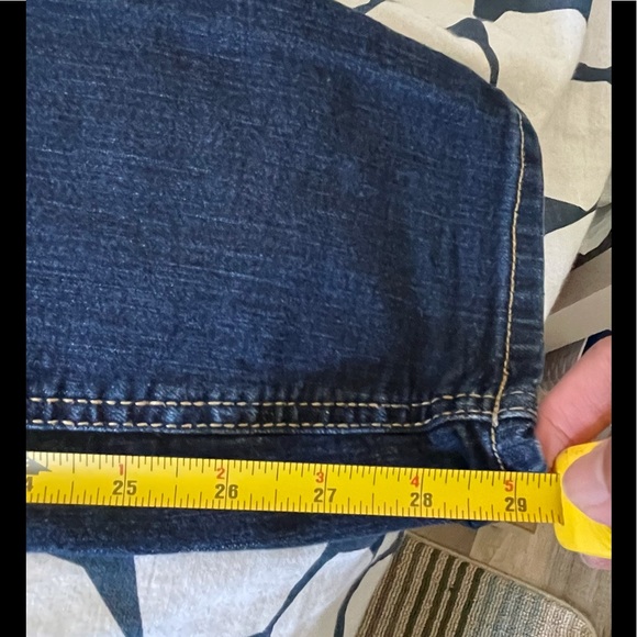 🌈 3/$40 Old Navy Maternity jeans s8 regular fit - Picture 8 of 10